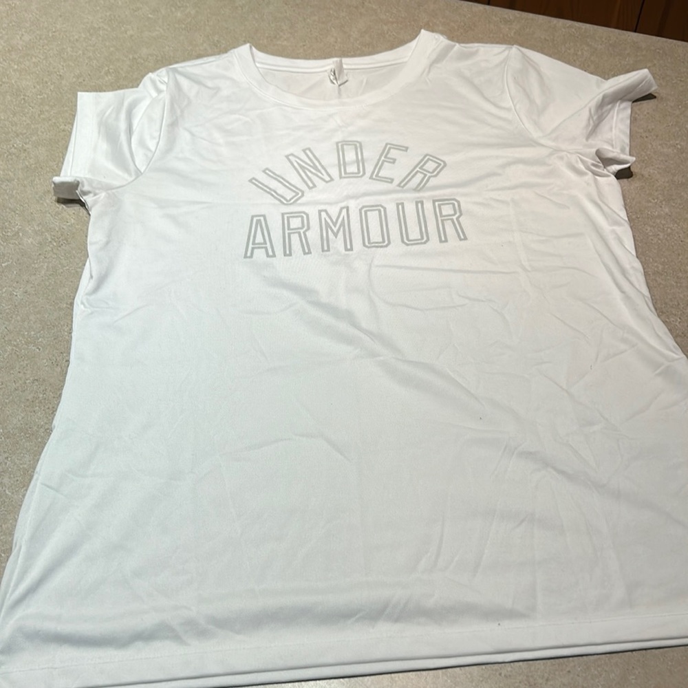 UA Womens T-shirt